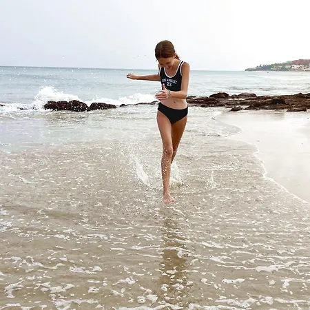 アパート Alex's House コスタ・カルマ