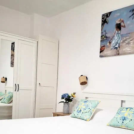 Lägenhet Alex's House